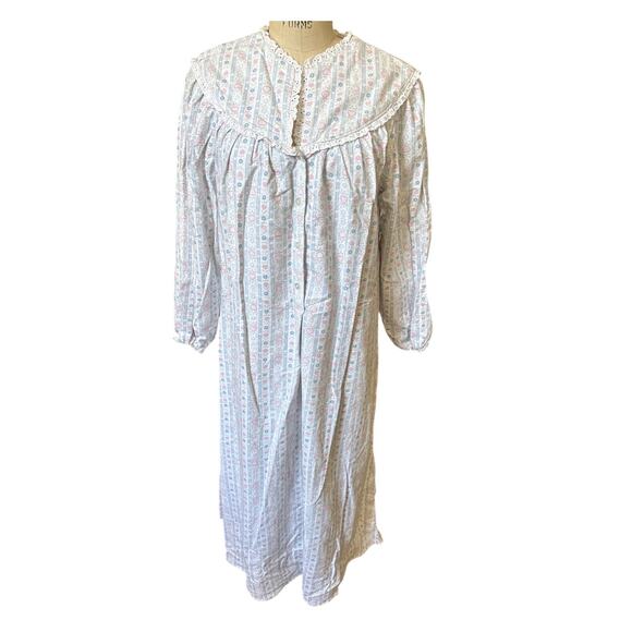 Lanz of Salzburg Tyrolean Flannel Nightgown in Pink & Blue Size Medium - Picture 1 of 6